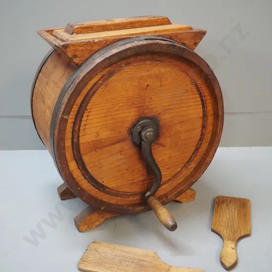 vintage wood and metal butter churn with 2 butter pats - churn lid missing knob. H-290 D-330