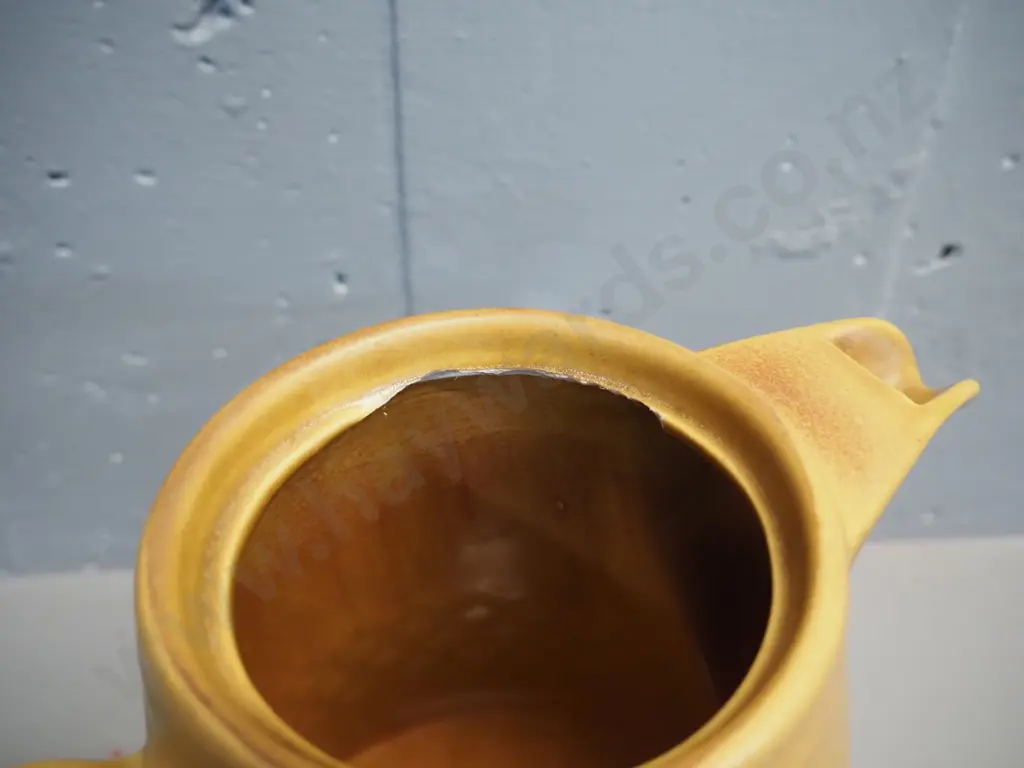 mid-century 'Nefertiti' by Diana tea & coffee ware: teapot, coffee pot H240 (damage inside rim) milks, sugars, etc. Image 1++