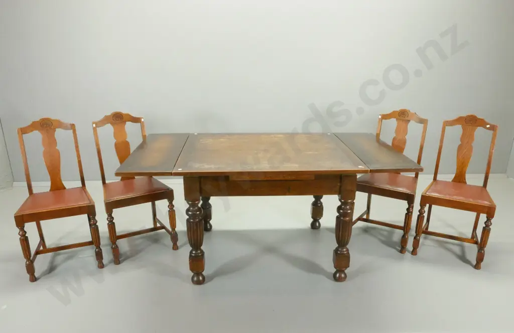 Edwardian end-leaf extending dining table and 4 chairs, fluted legs, leatherette & carved back chairs, polish needs work Image 1++