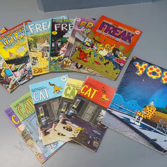 assorted comics - 1970s Furry Freak Brothers, Fat Freddy's Cat, and one 1980s Yow / Zippy the Pinhead