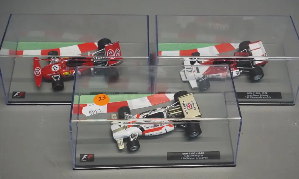 3 die-cast 1:43 scale Formula 1 racing cars - 1970 Pedro Rodriguez, 1971 Ronnie Paterson, 1972 Jean-Pierre Beltoise Image 1++