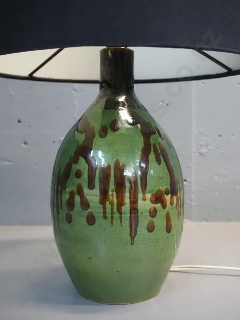 hand-potted green & brown trickle glaze pottery table lamp - with shade H-430 Image 1++