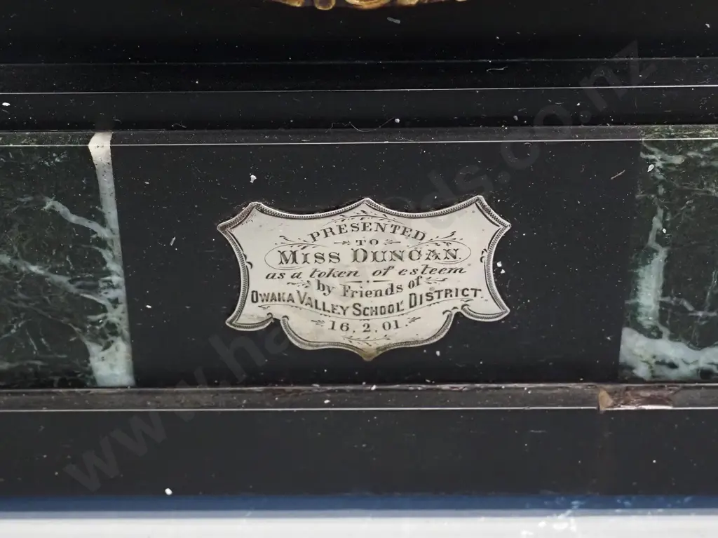 vintage Ansonia marble cased mantel clock w/1901 presentation plaque, with pendulum & key - working intermittently Image 1++