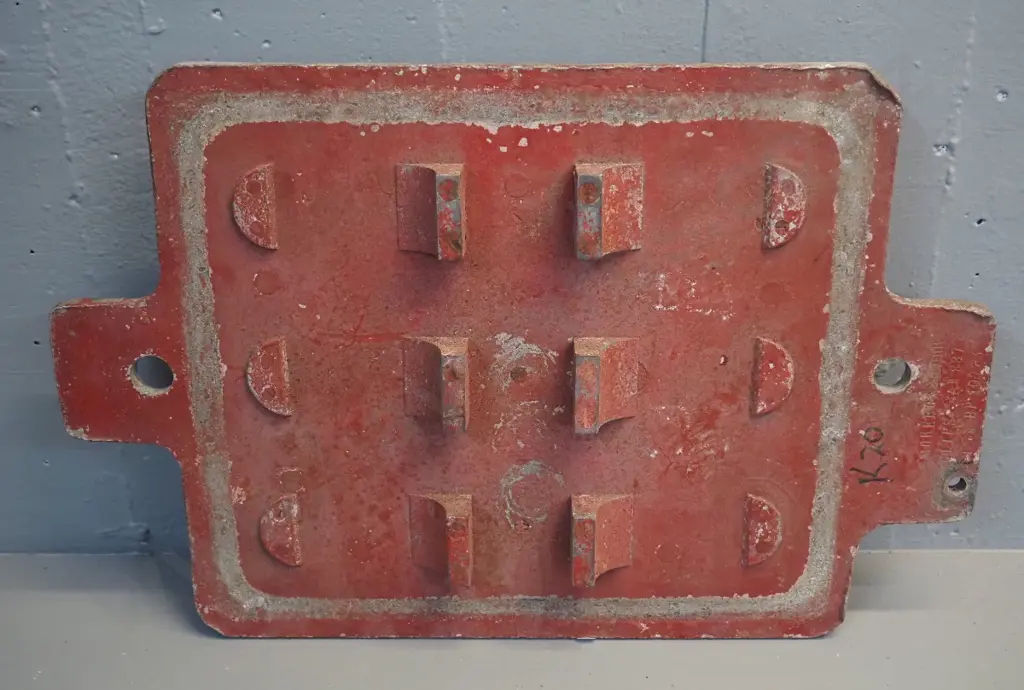 cast aluminium and wood foundry or engineering form / model - marked 'Smokebox Door' L-520 W-340 Image 1++