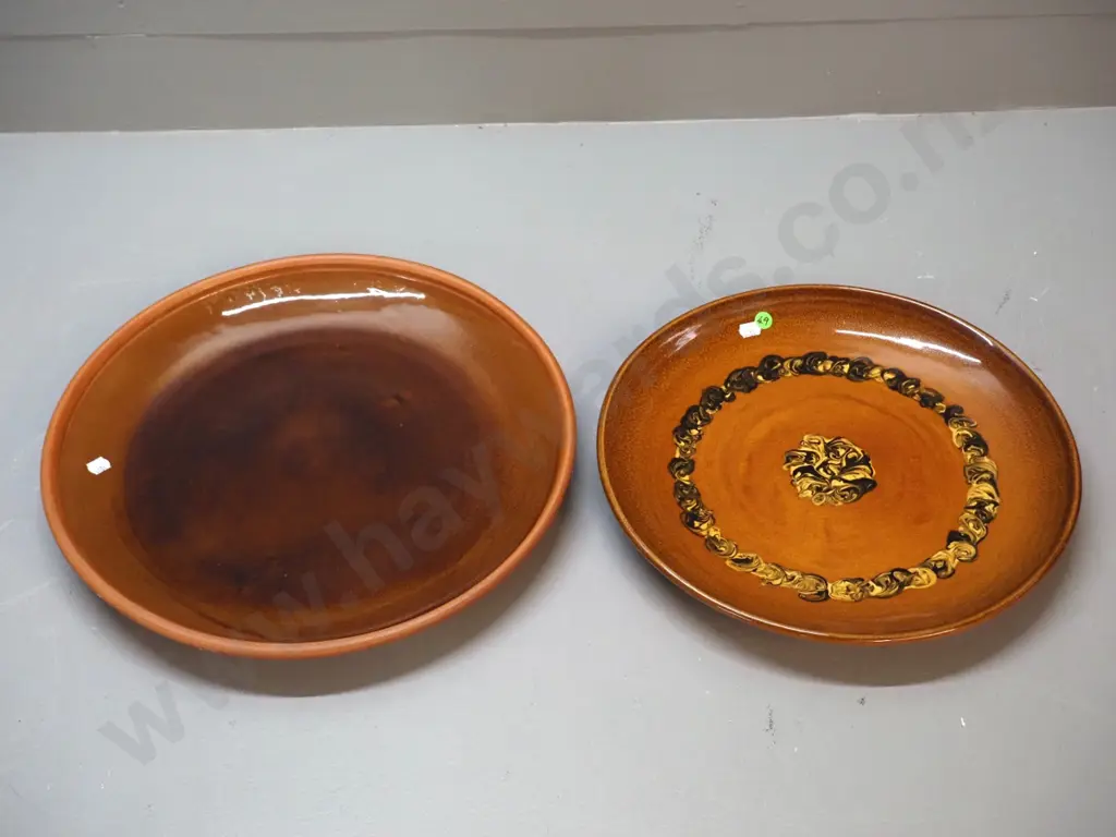 2 Danny Moorwood studio pottery platters - larger unpatterned one is D-400 Image 1++