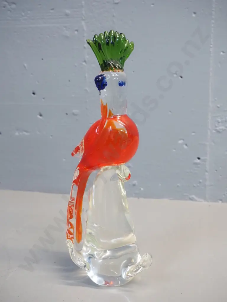 New Zealand Collection art glass parrot figure H-290 Image 1++