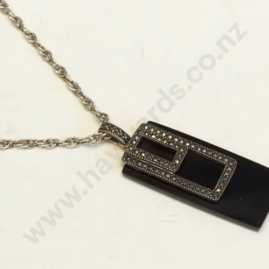 silver onyx & marcasite pendant - chain & pendant both stamped 925