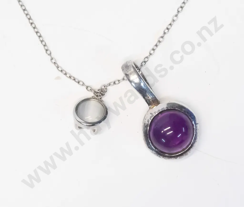 silver pendant stamped 925 10mm round natural amethyst cabachon cut in rubover fine link chain with Image 1++