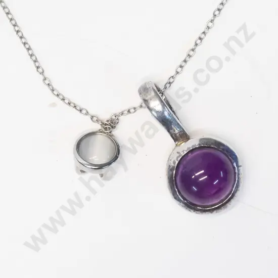 silver pendant stamped 925 10mm round natural amethyst cabachon cut in rubover fine link chain with