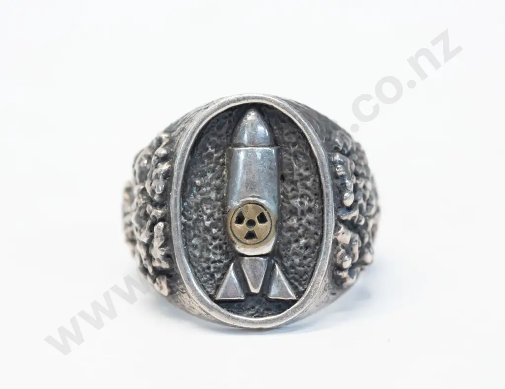 heavy silver ring with atomic bomb & trees on bridge stamped 925 Image 1++