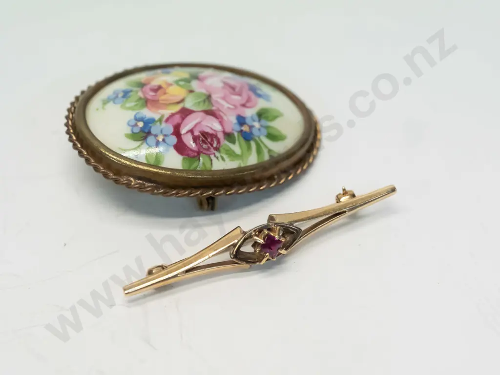 9ct bar brooch & Limoges brooch Image 1++