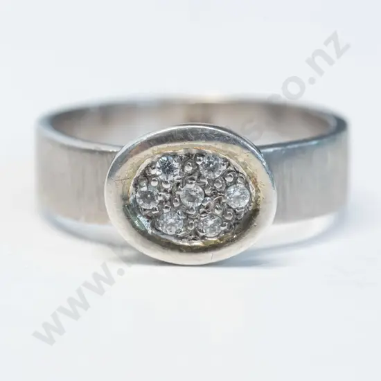 silver cz ring stamped 925