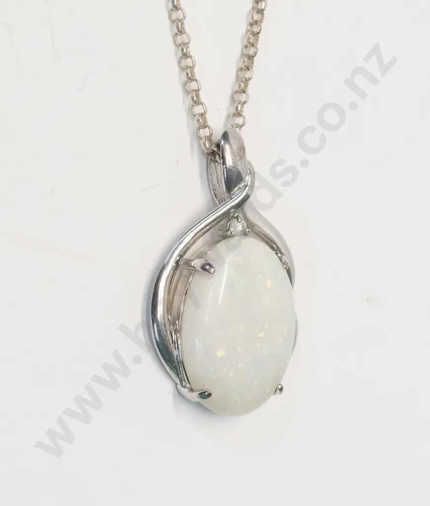 silver opal necklace stamped 925 Image 1++