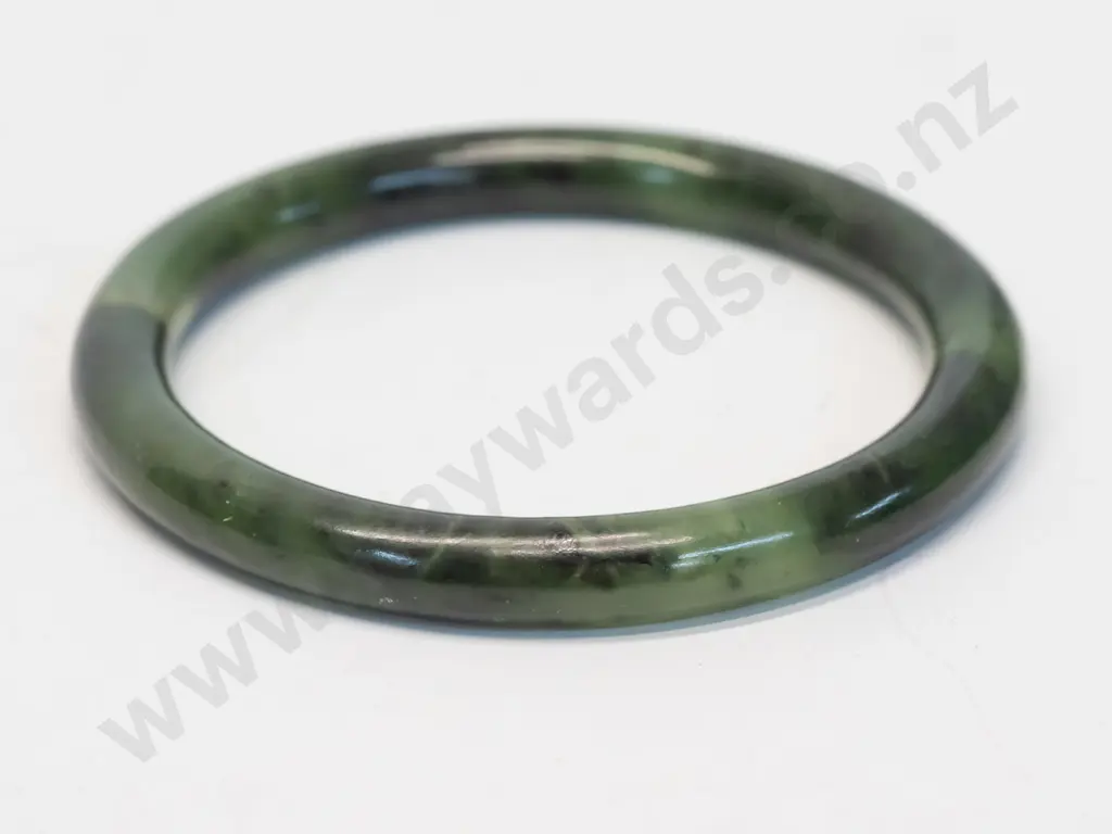 greenstone bangle Image 1++