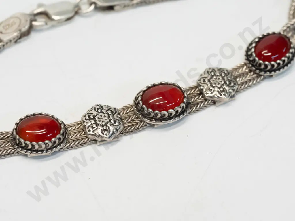 silver bracelet with 3 red onyx stones Image 1++