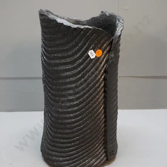 Danny Moorwood studio pottery large ribbed pattern vase - charcoal H-330 D-180