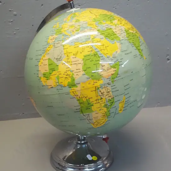 plastic world globe on chromed metal base - no manufacturer's details H-440 D-320