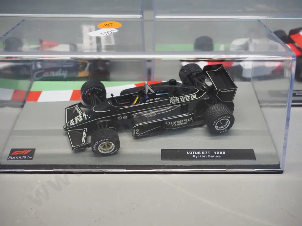 3 die-cast 1:43 scale Formula 1 racing cars - 1984 and 1985 Ayrton Senna, 1985 Alain Prost Image 1++