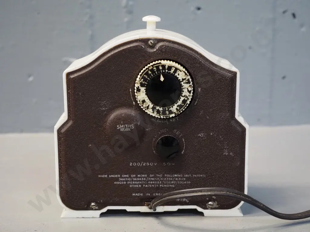 retro white bakelite Smiths electric alarm clock H-140 -  some wear to markings on dial Image 1++