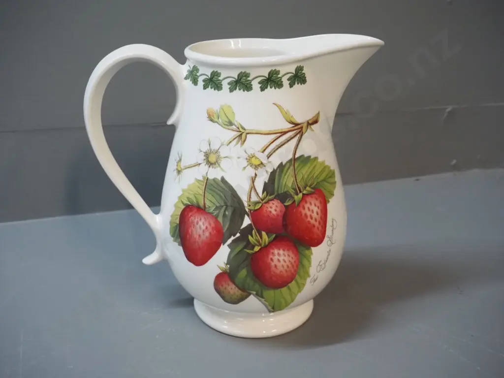 Portmeirion 'Strawberry Fair' large jug H230 W230 Image 1++