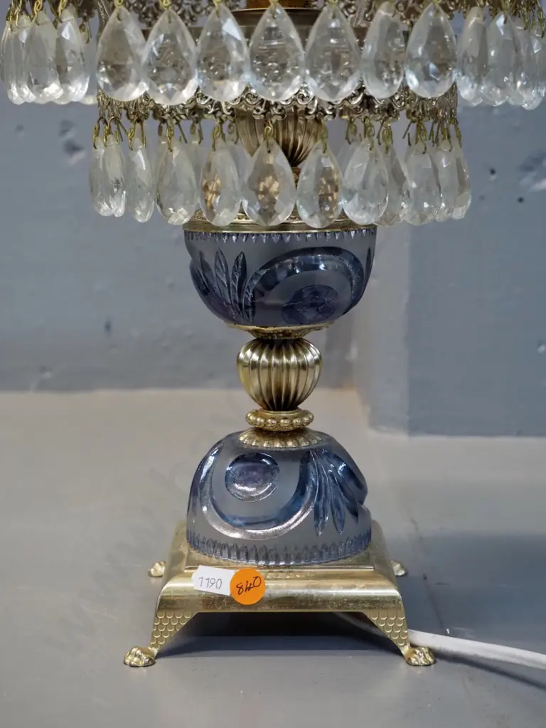 moulded glass and brass or brass-finish metal table lamp with lustres H-440 D-220 Image 1++