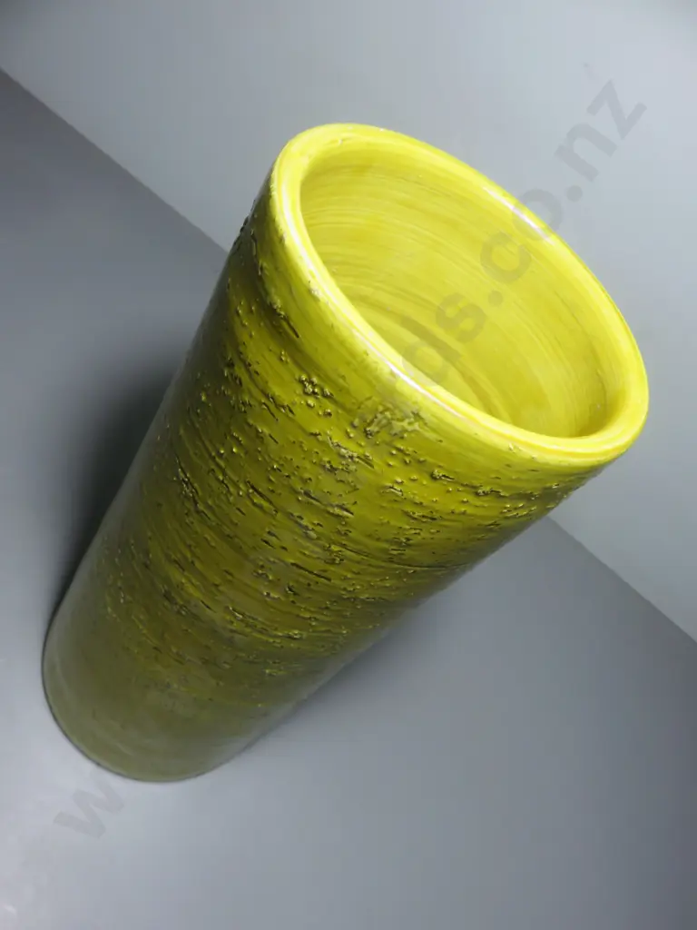 Strong early cylindrical Bitossi of Italy Vase  H-300 Image 1++