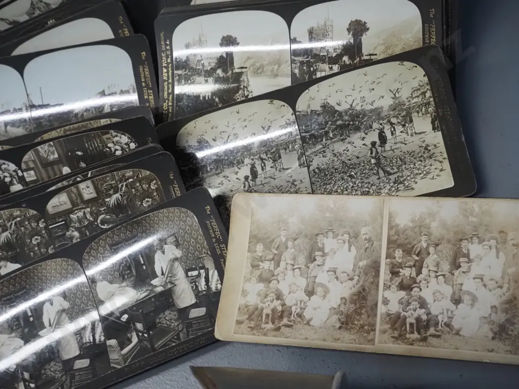 HC White "Perfecscope" stereoscope, assorted stereo cards - international scenes - and vintage receipt holder with Image 1++