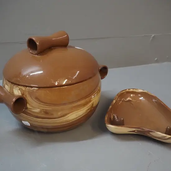 2 pieces of Te Rona pottery - lidded casserole with hollow scroll handles H170 W240 and ash-tray