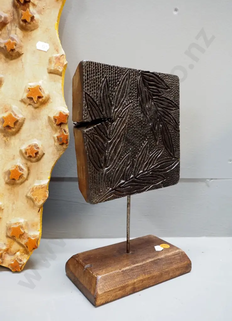 2 fabric pattern stamps - large star pattern on solid wood block L450 W350 & smaller carved piece on display stand H270 Image 1++