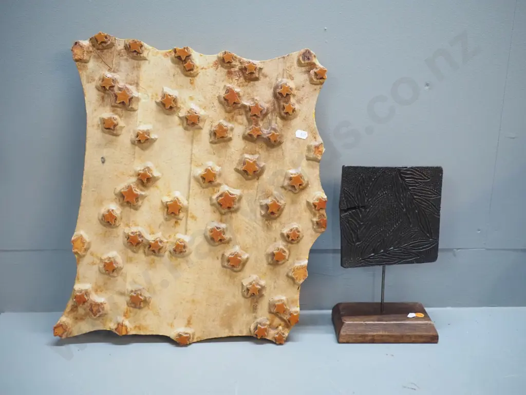2 fabric pattern stamps - large star pattern on solid wood block L450 W350 & smaller carved piece on display stand H270 Image 1++