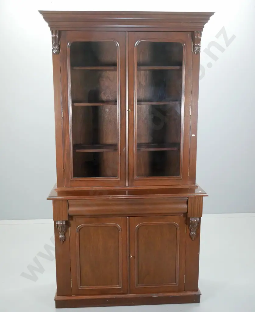 vintage mahogany display top chiffonier w/2 cupboards, 1 drawer, 2 glazed doors on top, key H2020 W1070 D415 Image 1++