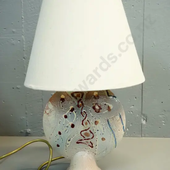 hand-potted cream, blue & tan pottery table lamp - with shade H-420