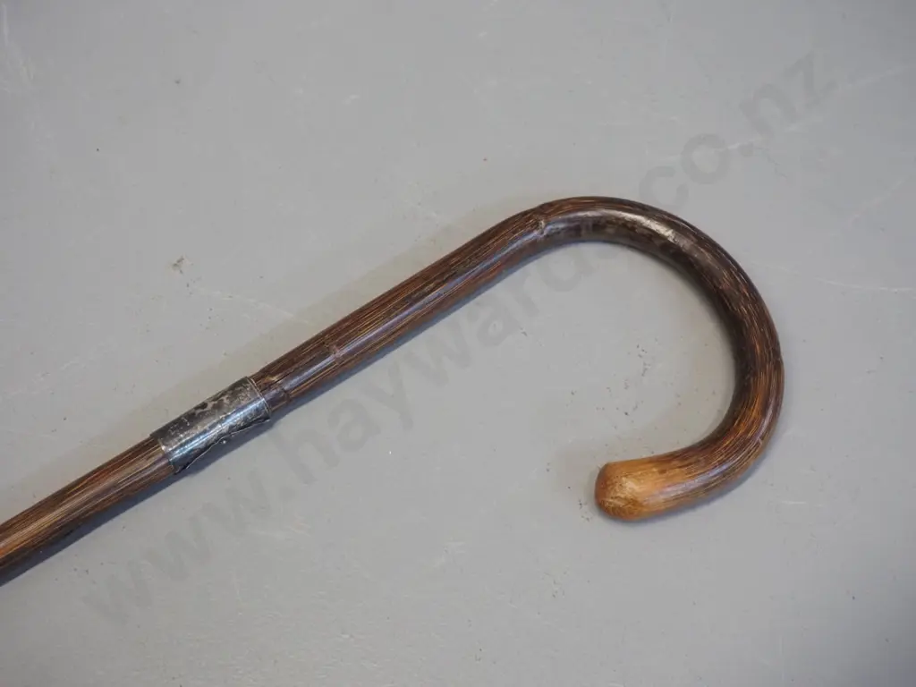 vintage cane walking stick with sterling silver band - monogrammed "ER" & 1932. L-900 Image 1++