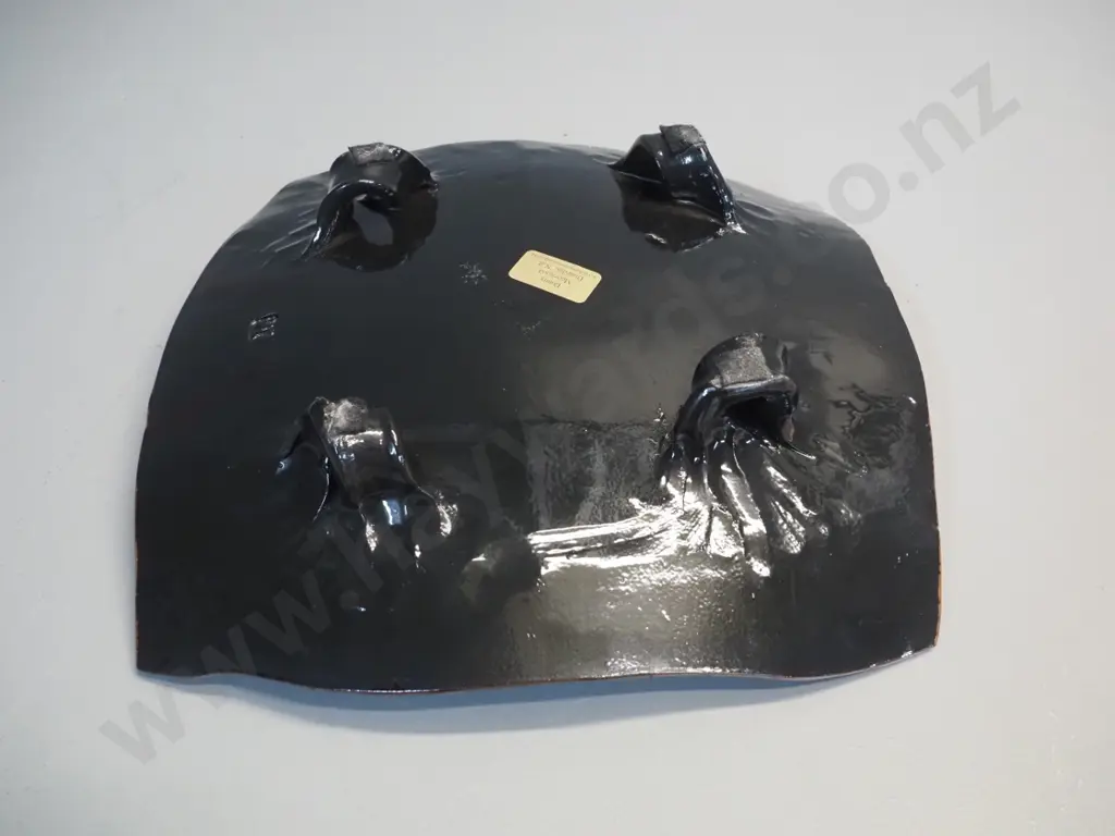 Danny Moorwood studio pottery square footed bowl - black below, splatter glaze pattern on top 300 x 300 Image 1++
