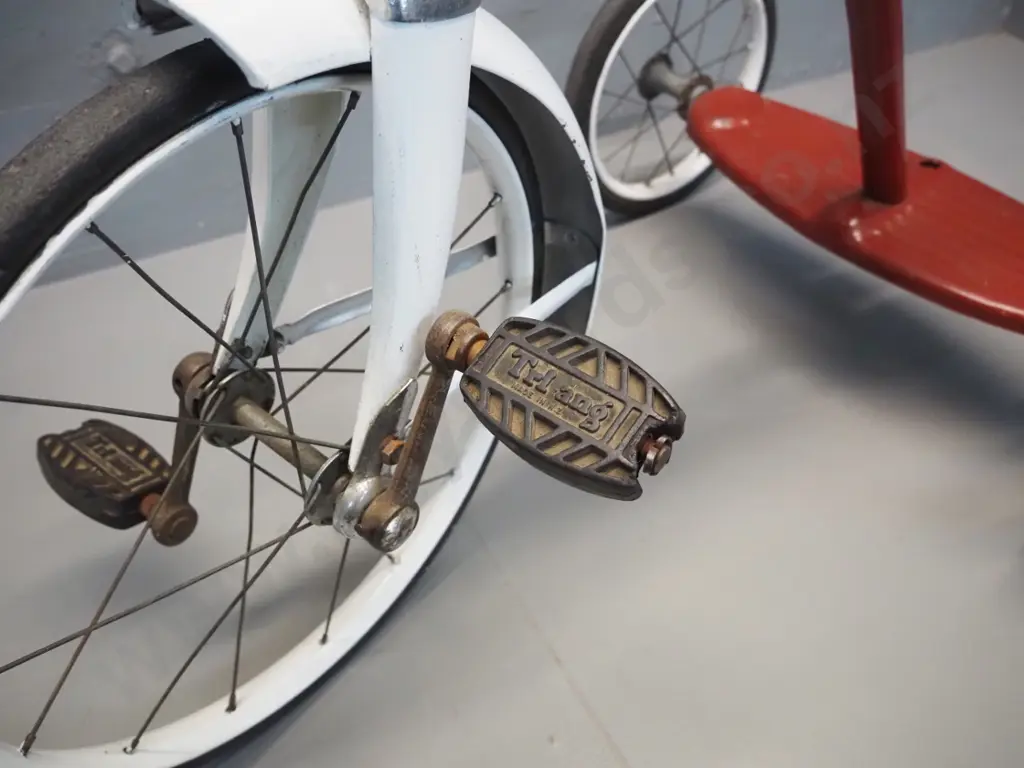 Tri-Ang child's trike in restorer's condition - no grips, one missing hub cap, paint damage etc. H-780 L-850 W-510 Image 1++