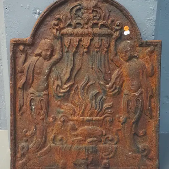 heavy cast iron plaque - classical motif, 2 people and a fawn - surface corrosion and patina H560 W460