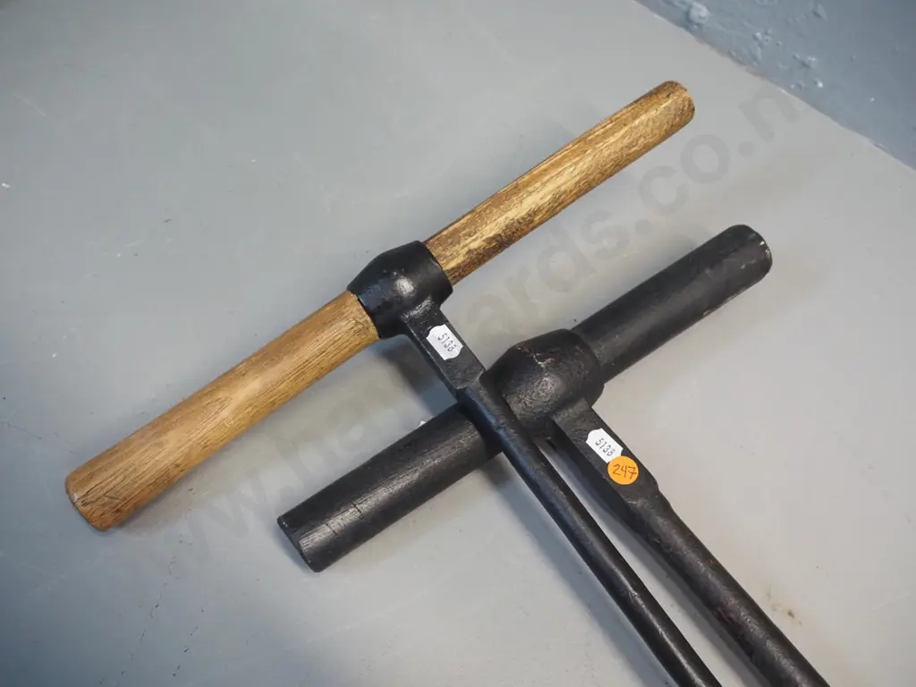 2 vintage large T-handle auger drills with timber handles - shorter L-660, longer one with painted handle L-700 Image 1++