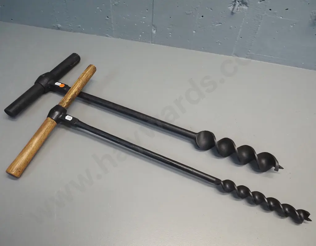 2 vintage large T-handle auger drills with timber handles - shorter L-660, longer one with painted handle L-700 Image 1++