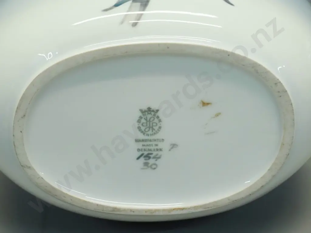 large (Royal Copenhagen?) lily motif vase No 154/30 H-220 W-210 Image 1++