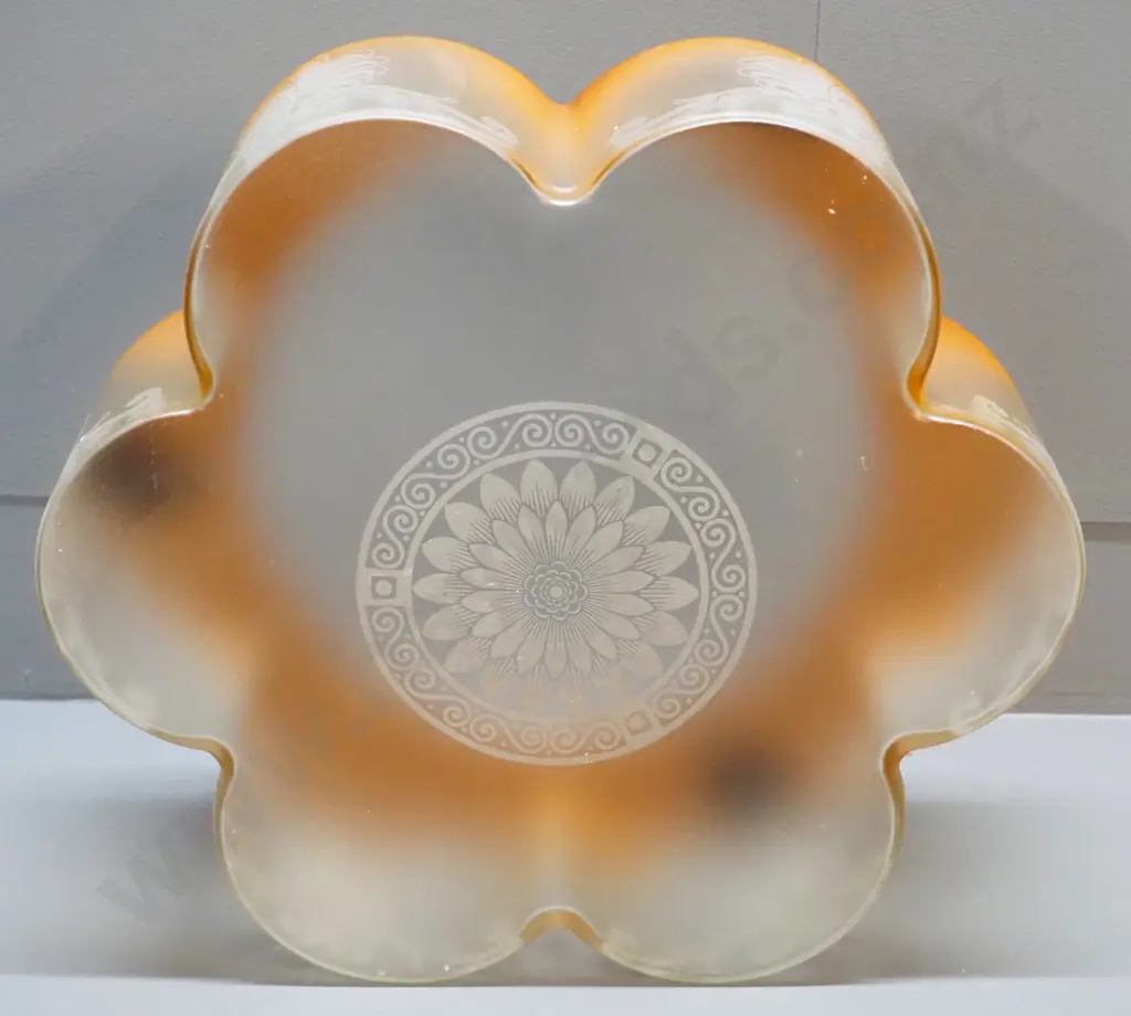 deco frosted &etched clear & orange hanging light shade with 3 chains & journal (some chips) H-130 D-400 Image 1++