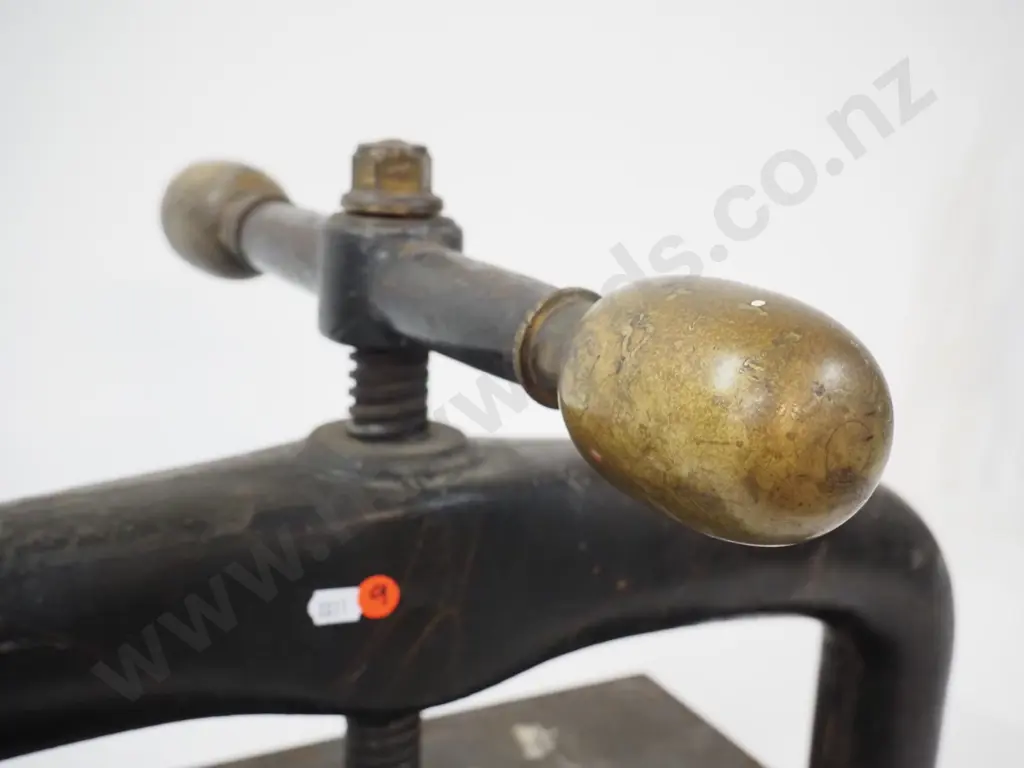 very heavy large book press with brass knobs - wear and tear H-430 platen 460 x 300 Image 1++