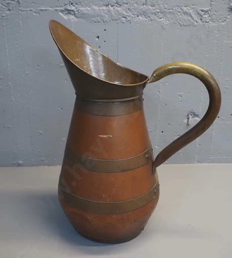 large copper and brass jug - some wear and small dents H-530 D-280 Image 1++