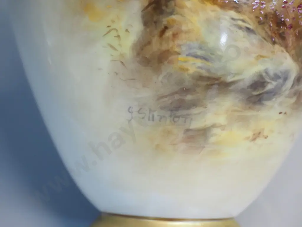 pair hand-painted Royal Worcester highland cattle vases - signed (G?) Stinton H-270 Image 1++