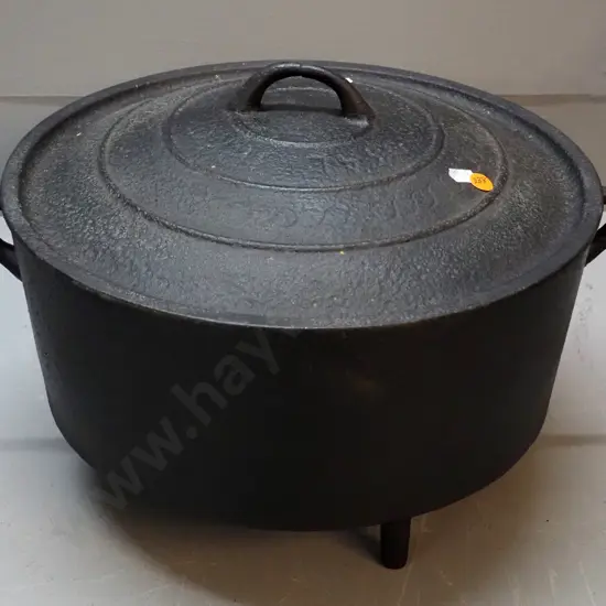 large cast iron 3-footed lidded camp oven H-200 D-350