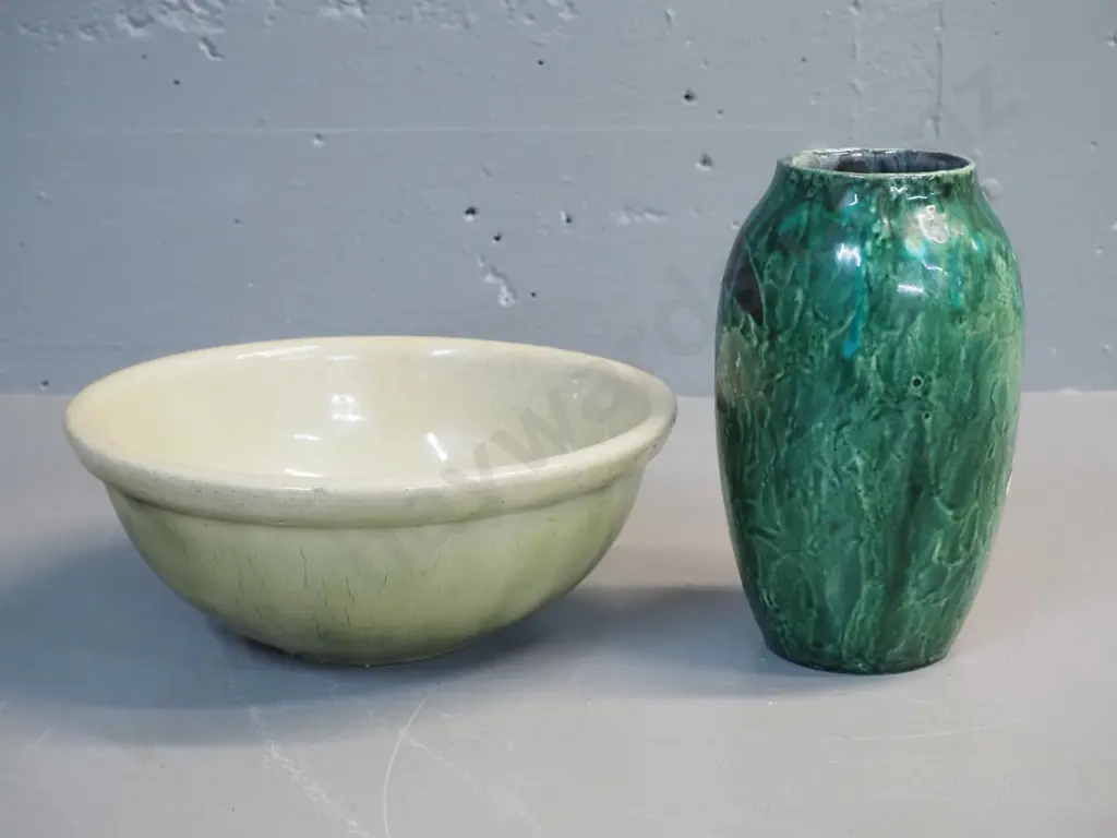Timaru pottery mixing bowl with under-glaze crackling D275 & a green and mottled German black thunderbird vase H230 Image 1++