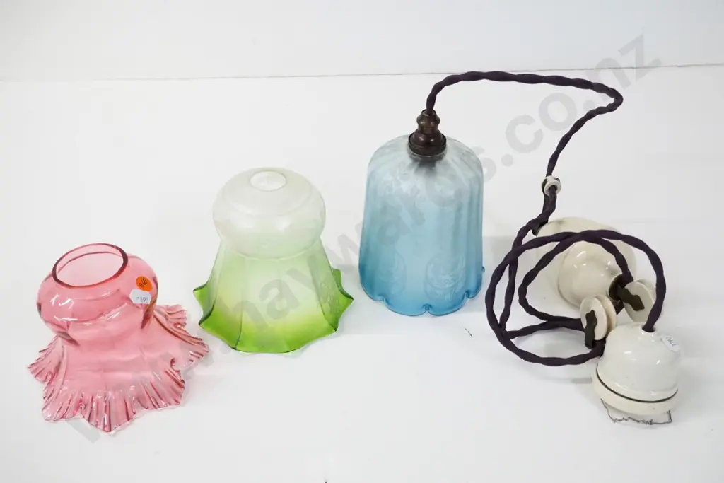 vintage ceramic rise & fall light fitting with frilled blue glass shade and 2 other small frilled glass ahdes Image 1++