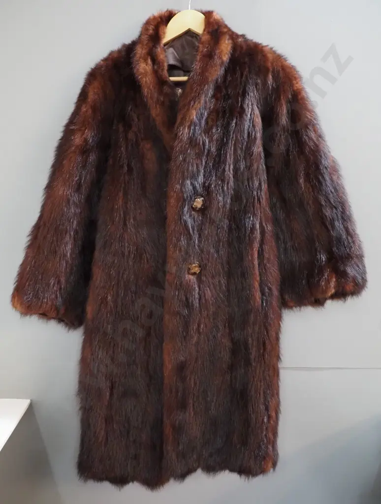dark brown fur coat - Pattison Ede label Image 1++