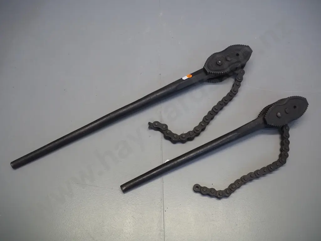 2 vintage pipe chain wrenches - larger is Record NO. 232 England L-695 & Williams & Co Vulcan Improved USA Image 1++