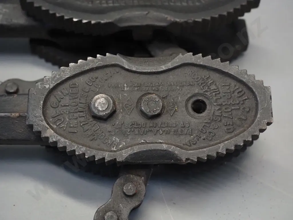 2 vintage pipe chain wrenches - larger is Record NO. 232 England L-695 & Williams & Co Vulcan Improved USA Image 1++