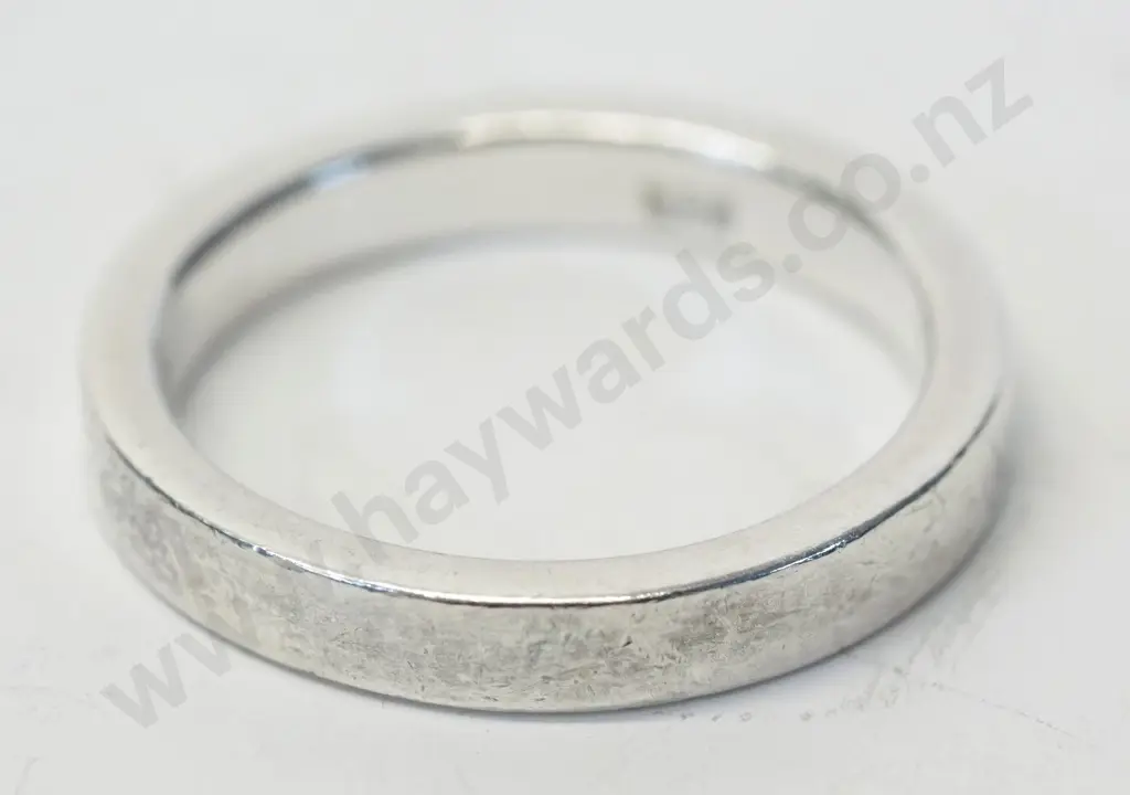 plain silver ring stamped 925 Image 1++
